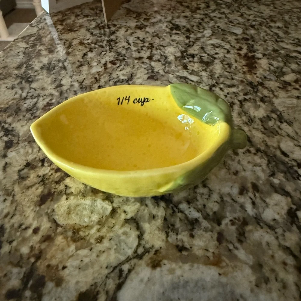 Lemon Shaped Ceramic Measuring Cups - Picture 5 of 6